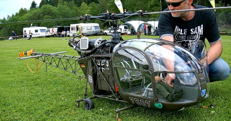 gas turbine rc helicopter