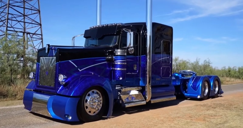 The Worlds Most Custom Kenworth 900 Built By Texas Chrome Trucks! | Sia