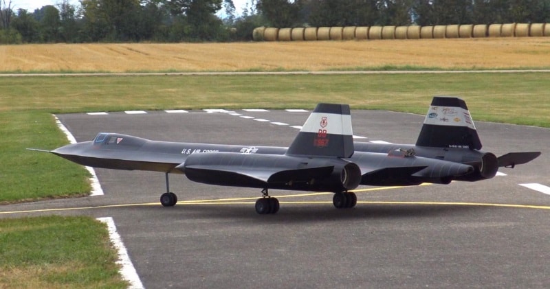 sr 71 blackbird rc jet