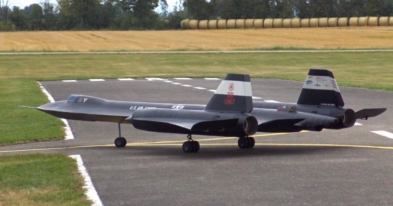 blackbird rc plane