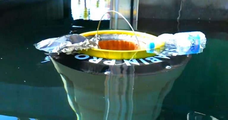 An Automated Marina Rubbish Bin That Collects Floating Rubbish Debris