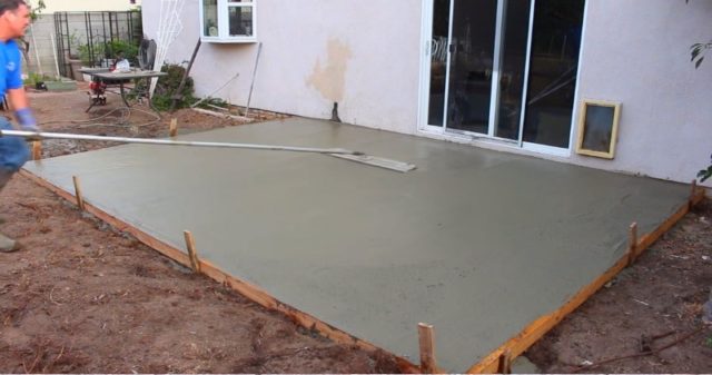 DIY - How to Pour a Concrete Slab For Beginners