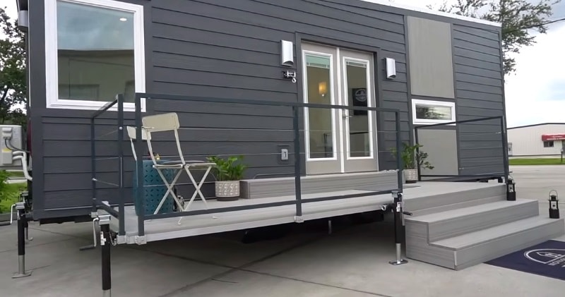 Ultra Modern Tiny House With Master Bedroom