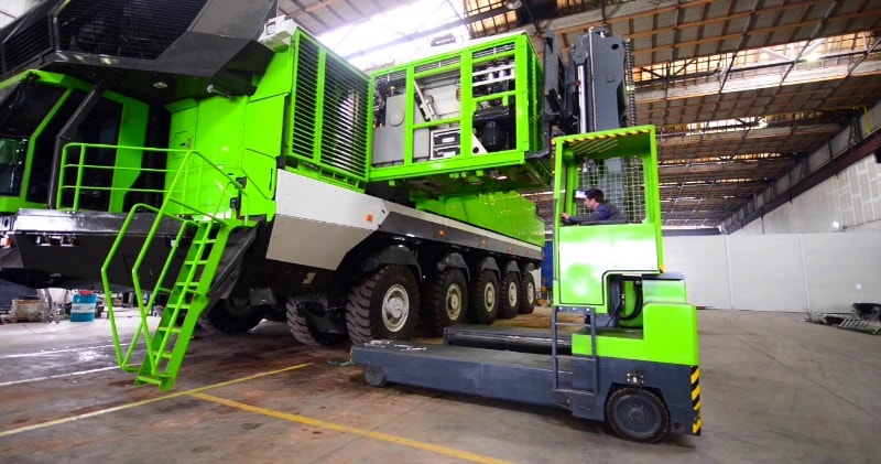 ETF Mining Equipment Builds The World's Largest Truck - The ETF MT-240