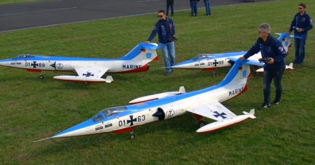 3x Giant RC Jet Powered F-104G Starfighter – Airshow - VIRAL ZONE 24