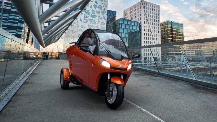 Carver Three-Wheeled Tilting E-Vehicle