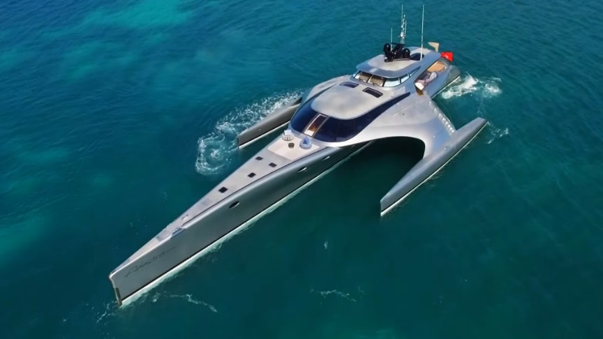 trimaran space ship