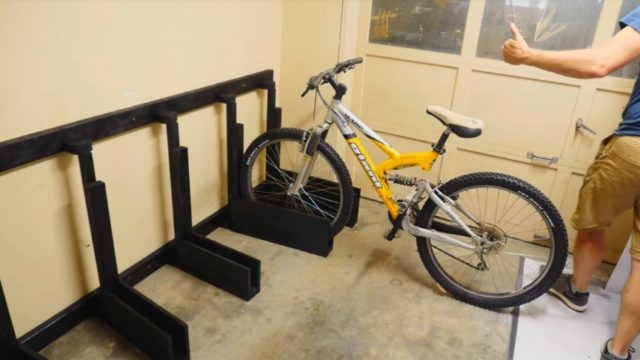 Diyhow To Make A Fold Away Bike Rack Woodworking 7626