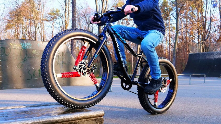 DIY Shock Absorbers Mounted On Bicycle Wheels
