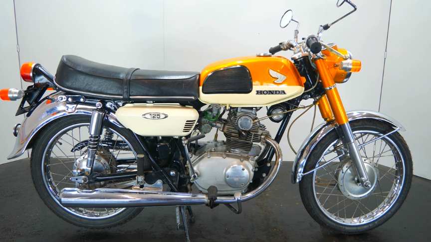 Vintage Honda Cb 125 1971 Motorcycle Start Up