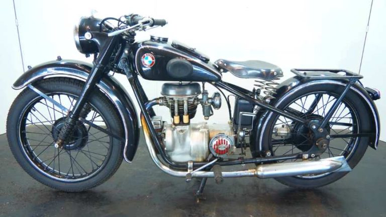 Vintage 1939 BMW R23 250cc Single-Cylinder Motorcycle Start Up