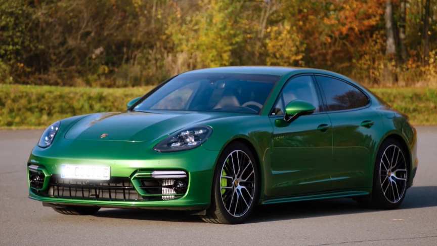 21 Porsche Panamera Turbo S E Hybrid In Mamba Green