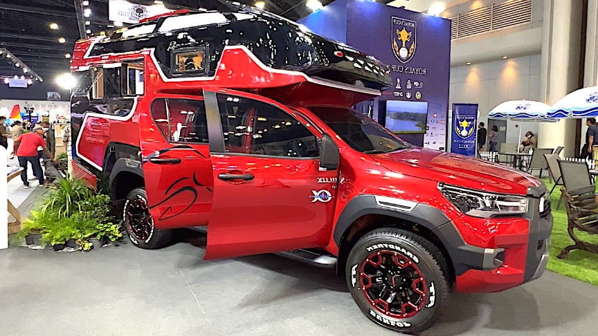 toyota hilux 2022 interior