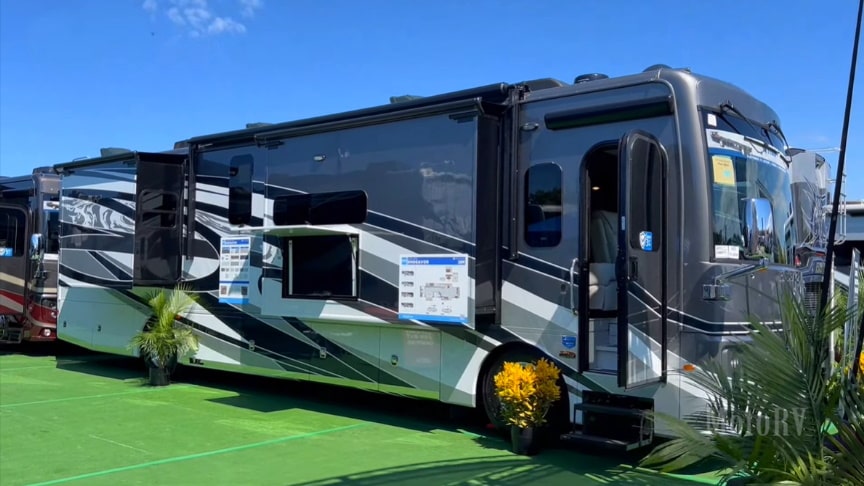 2023 Endeavor 38N Class A Holiday Rambler Motorhome